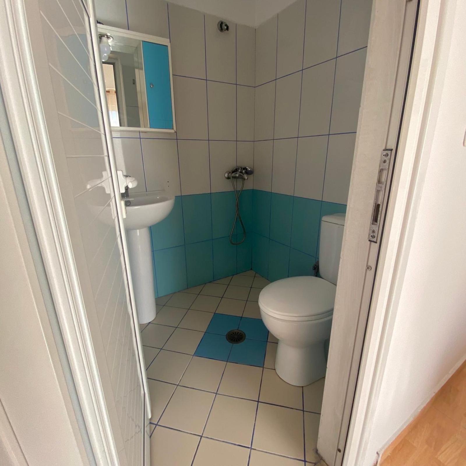 Ilias Family Rooms Himare Bagian luar foto